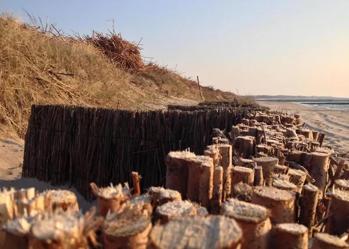 Relaxing Seaside Getaway Сasa de vacaciones Darłowo