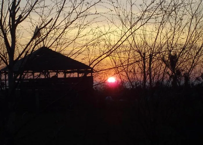 Relaxing Seaside Getaway Сasa de vacaciones Darłowo